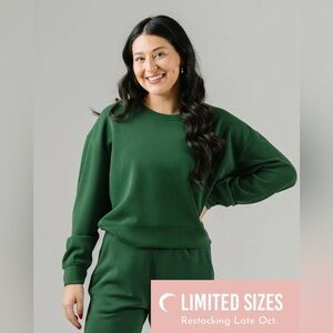 NWT Zyia Green Solstice Sweatshirt